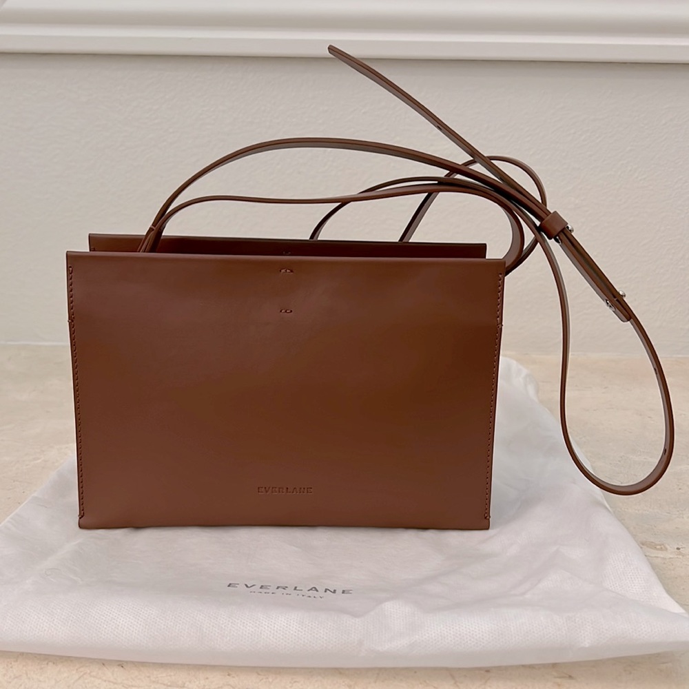 Everlane Lunchbox Bag in Cognac